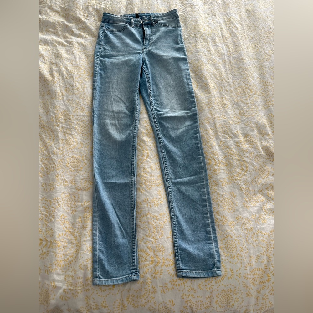 H&M light denim stretch skinny jeans